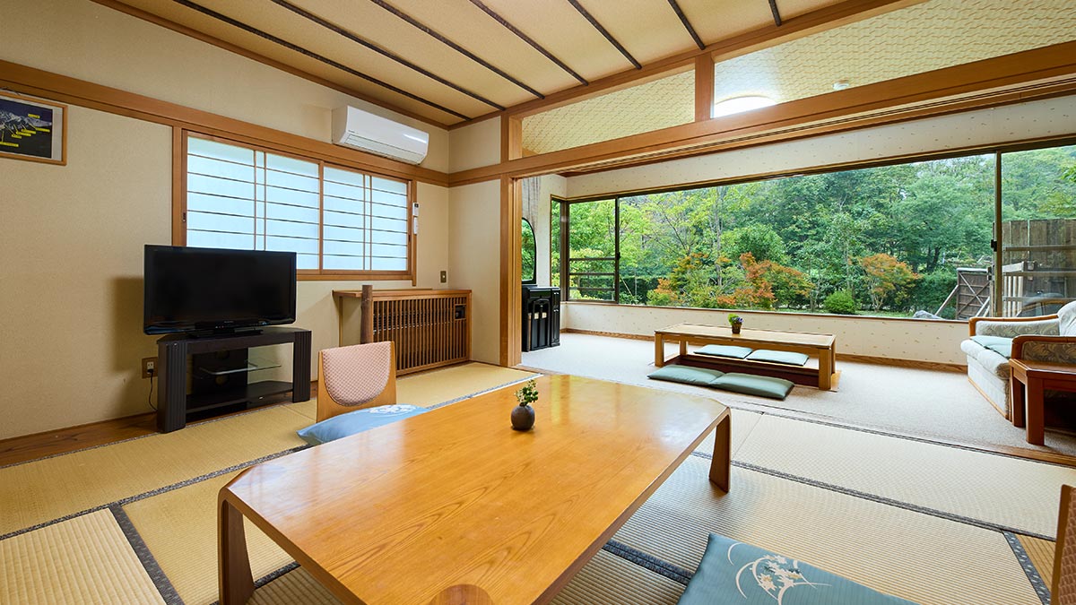 [ 萩 ] 階段あり 源泉かけ流し半露天風呂付・和室