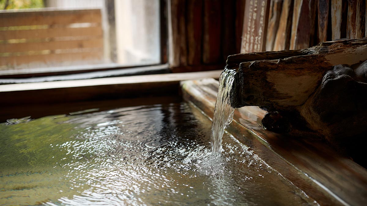 男湯 「古代檜風呂」