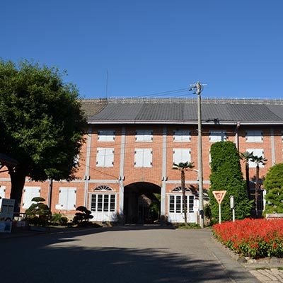 富岡製糸場と絹産業遺産群